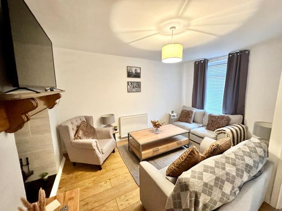 Cottage,Cinema Room,Log Burner Blaenavon Zewnętrze zdjęcie